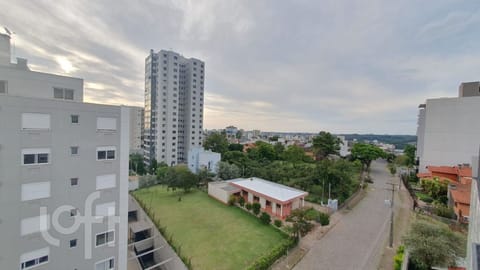 Image 3 - 256935